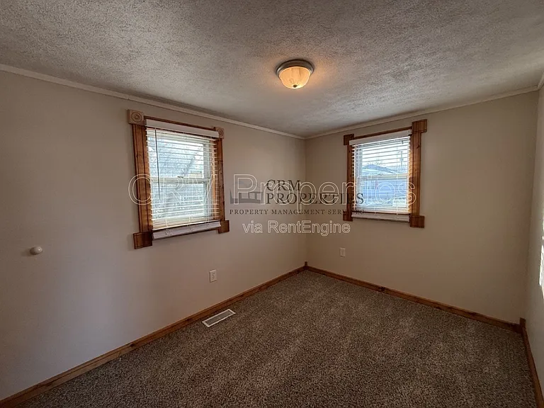 2324 N Buckeye St — Photo 11