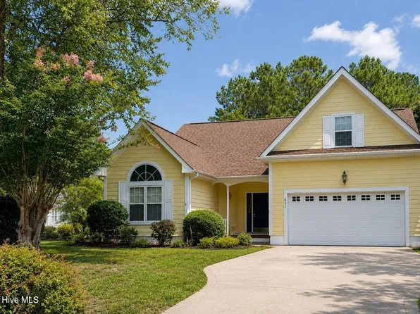 621 Riverwood Drive SE, Bolivia, NC 28422
