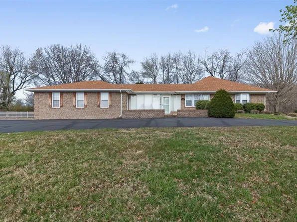5601 Cemetery Rd, Bowling Green, KY 42103