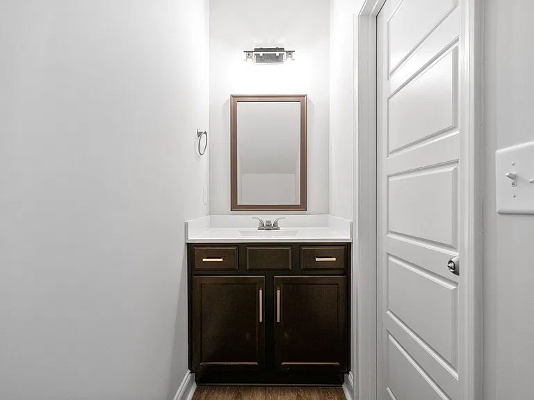 760 Tracy Ln #F104 — Photo 7