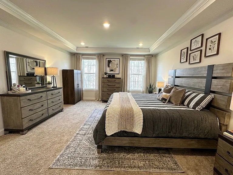 4667 Thatcher Woods Dr — Photo 8
