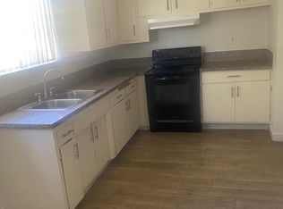 8456 Columbus Ave #35, North Hills, CA 91343
