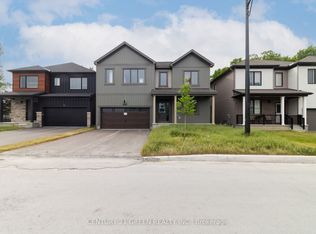 123 Tonic Cres, Kanata, ON K2K1X7