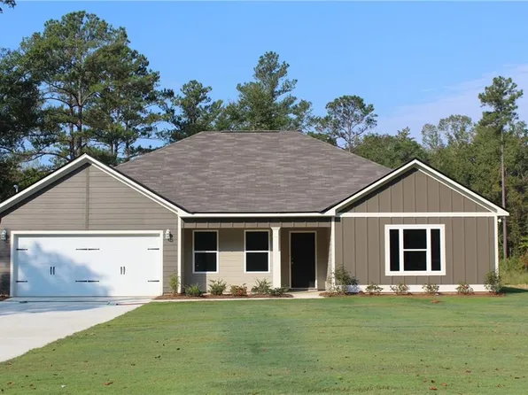 23 Camp Parkman Rd, Phenix City, AL 36869