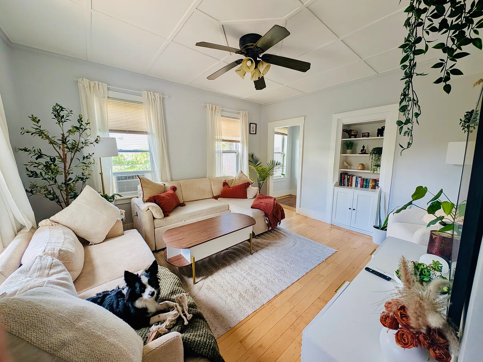 2 bed, 1270 sqft, $3,800 — Photo 2