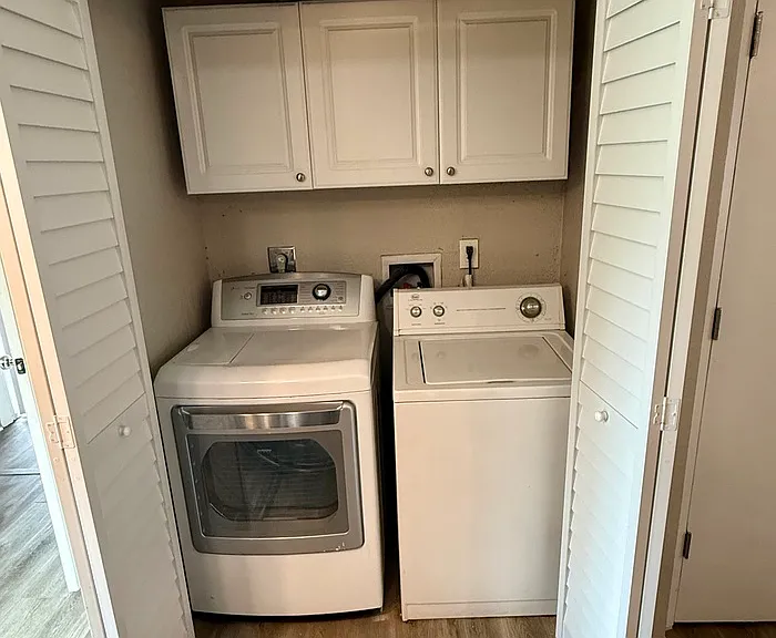 445 Purdy St — Photo 8