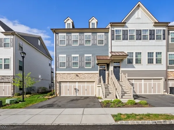 19 Dahlia Dr, Warren, NJ 07059