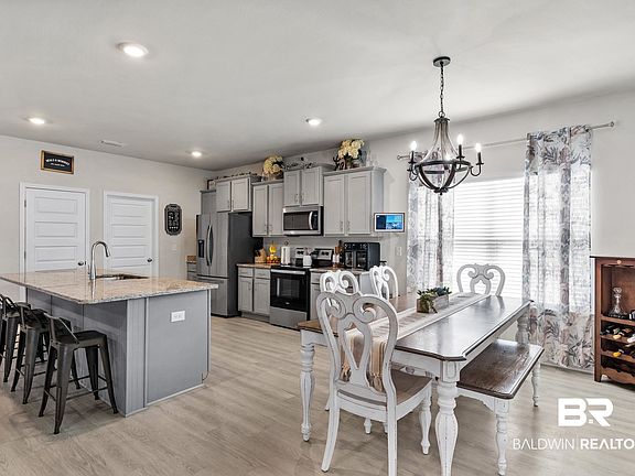 3rd image of 10955 Native Dancer Way