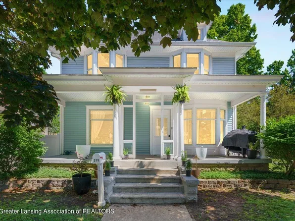 319 Warren Ave, Charlotte, MI 48813