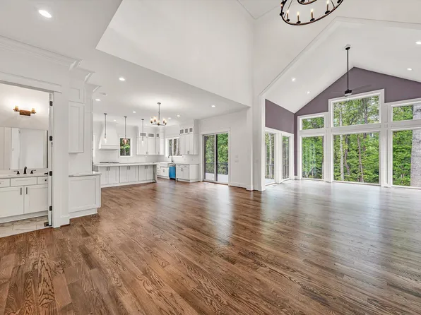 7429 Old Mill Plantation Dr, Roanoke, VA 24018