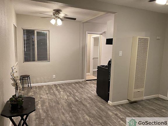 3rd image of 15466 Olde Hwy #80