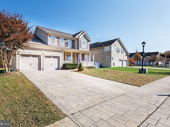 3rd image of 9402 Pep Rally Ln