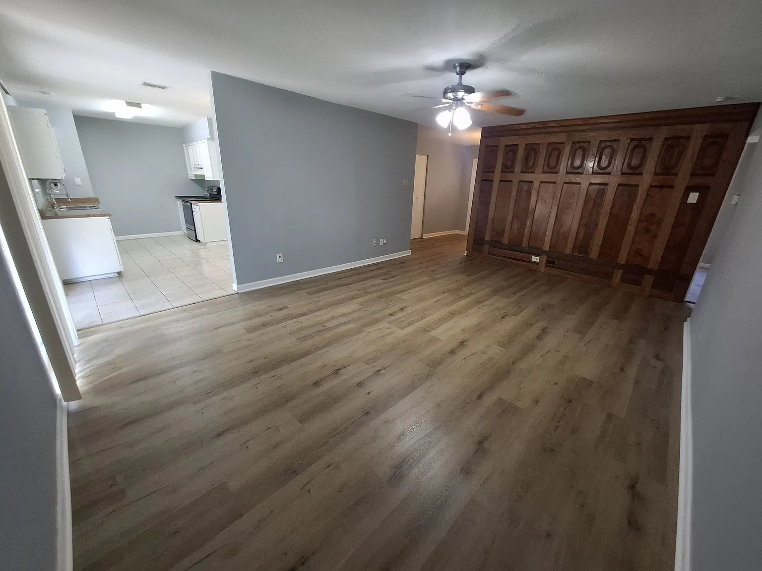 313 Georgetown Dr — Photo 3