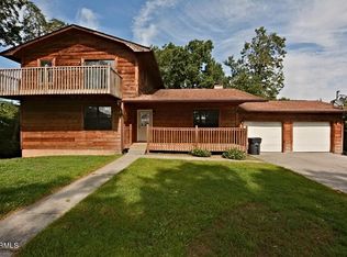 3102 Noland Dr, Pigeon Forge, TN 37863