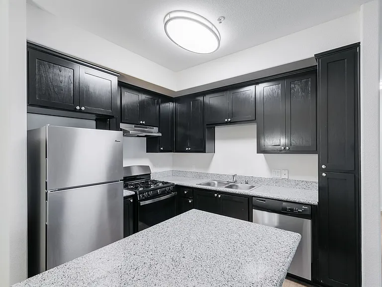 Luxe Ripon Apartments — Photo 12