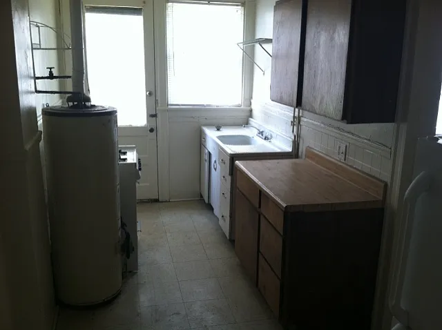 20 S Plum St — Photo 5