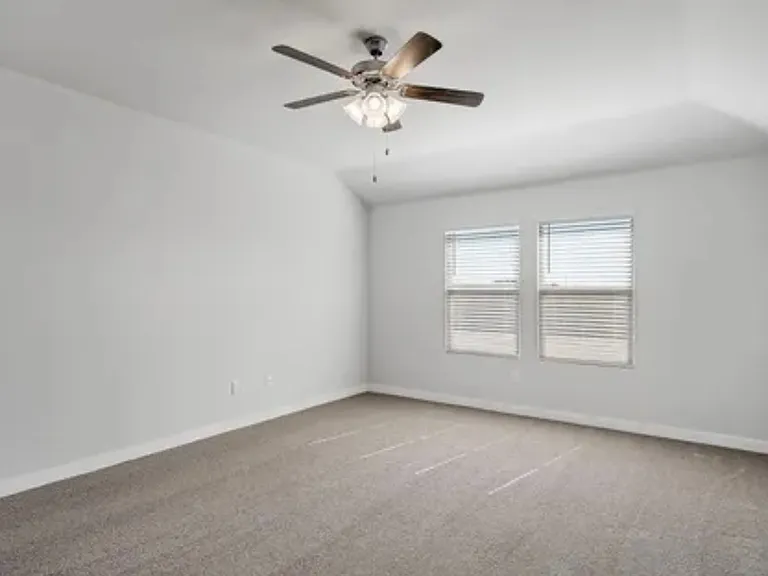 2609 Republic Ave — Photo 11