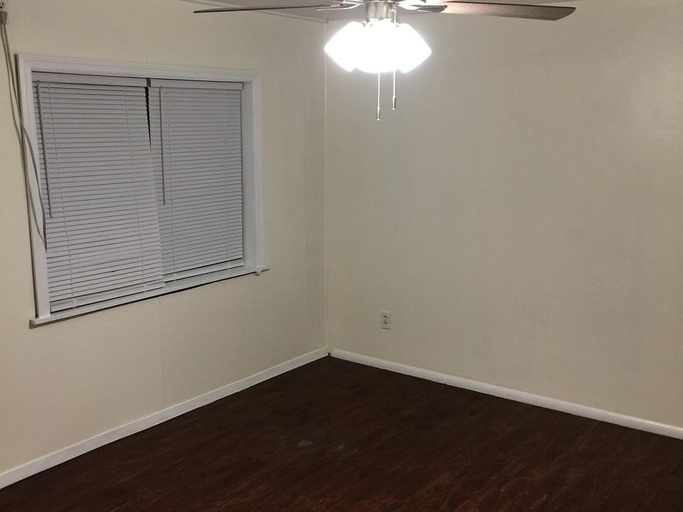 2nd image of 109 N School Ave APT 8