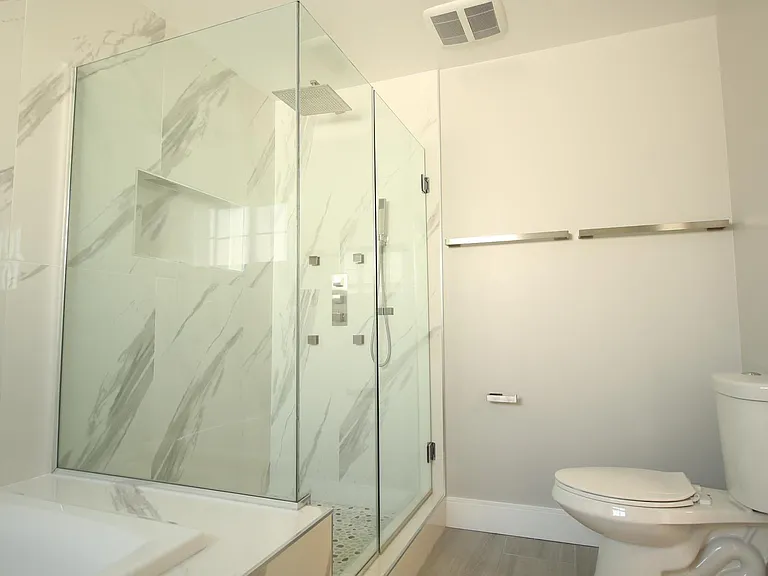 832 Rose Ave — Photo 44