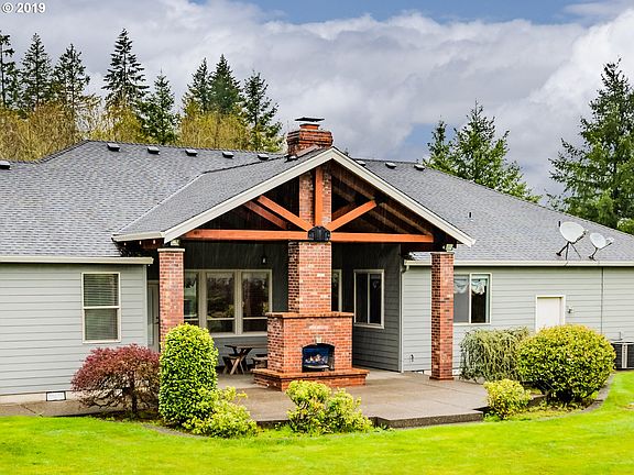 4th image of 23615 NE 174th Ct