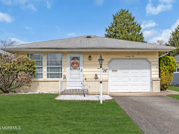 79 Guadeloupe Drive, Toms River, NJ 08757