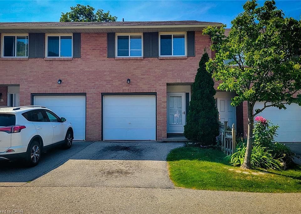 1st image of 40 Summercrest Dr #3