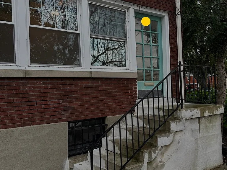 2900 Frankfort Ave #A — Photo 11