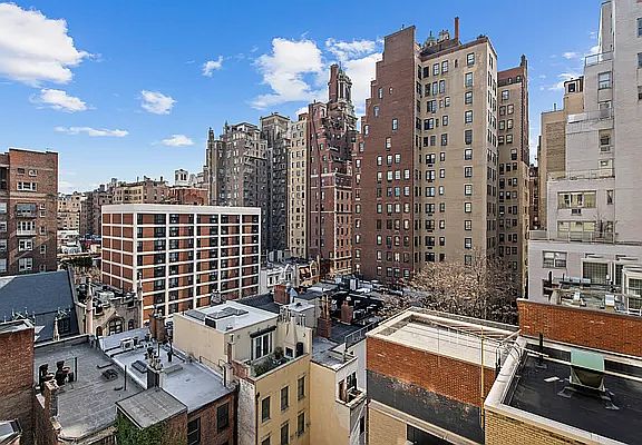 2nd image of 31 E 72nd St APT 9C