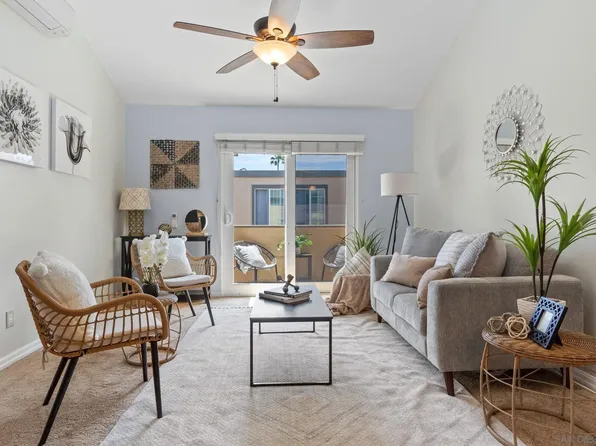 5402 Balboa Arms Dr Unit 415, San Diego, CA 92117