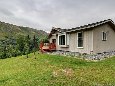 2nd image of 1941 S River Dr