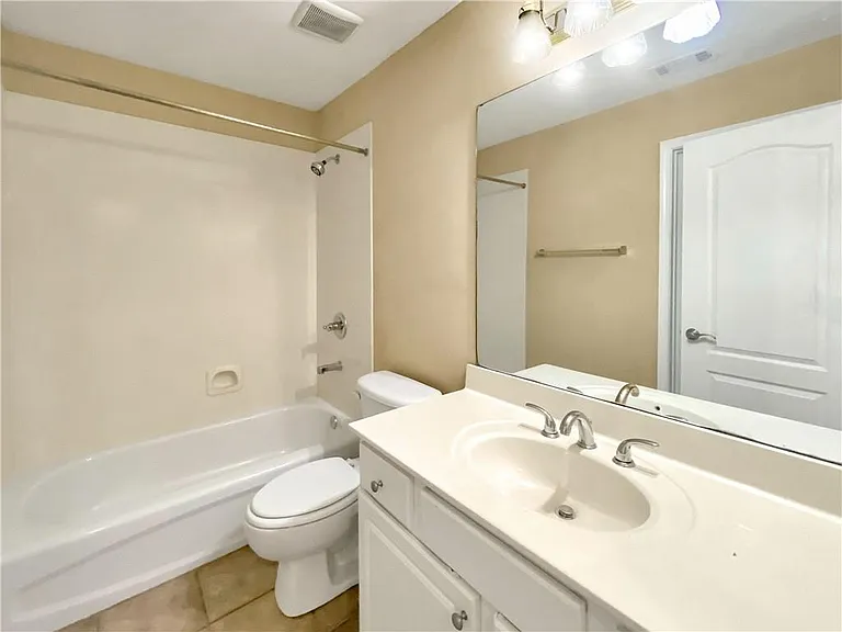 2511 Gadsen Walk — Photo 36
