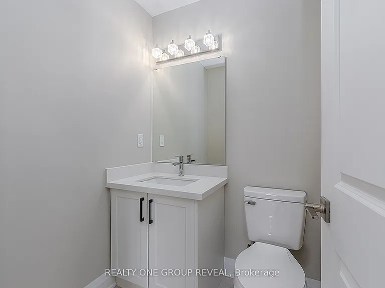 223 Grenfell St #3 — Photo 6