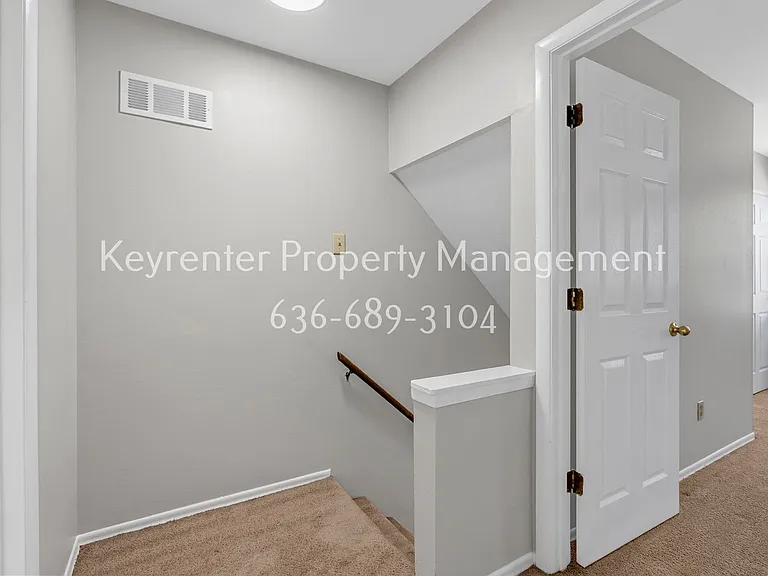 3313 Droste Rd — Photo 12