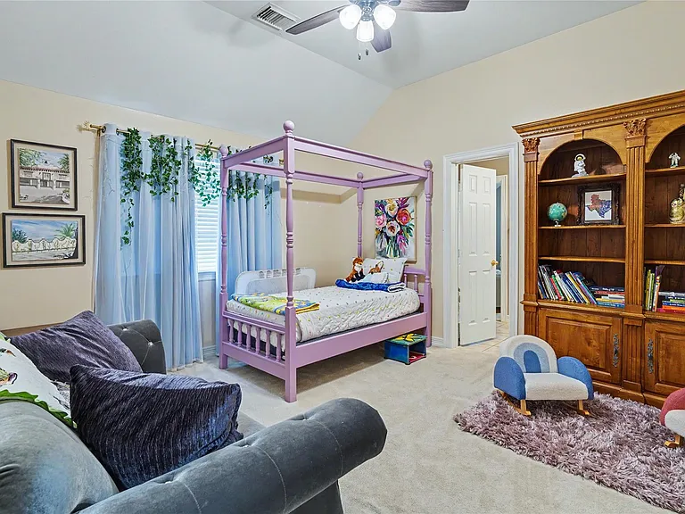 4250 Noble Oak Trl — Photo 17