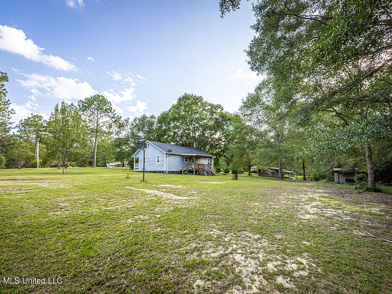 20608 Scarborough Rd — Photo 56