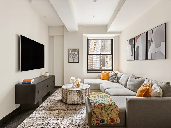 20 Pine Street image 6 of 14