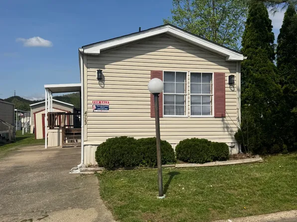 4723 Scotch Pine Dr #106, New Albany, IN 47150