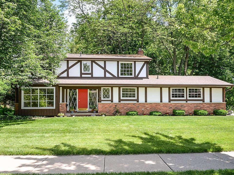 1st image of 3653 Middleton Dr
