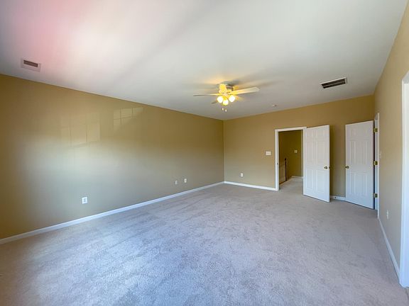 5th image of 44389 Navajo Dr