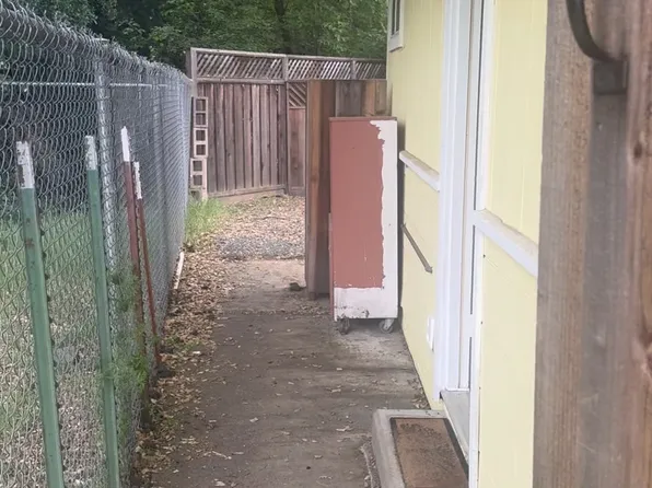 (undisclosed Address), Cloverdale, CA 95425