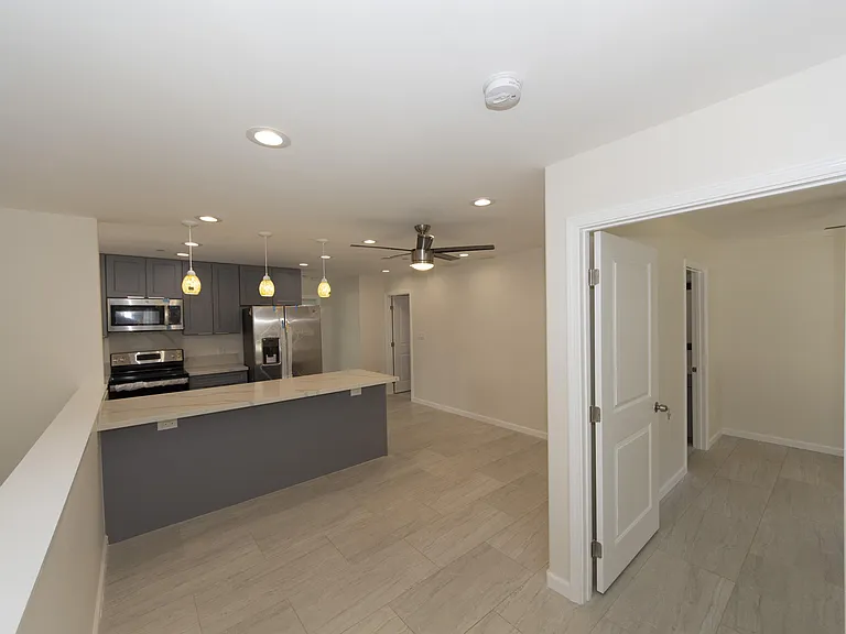 1068 Kinau St #A3 — Photo 3
