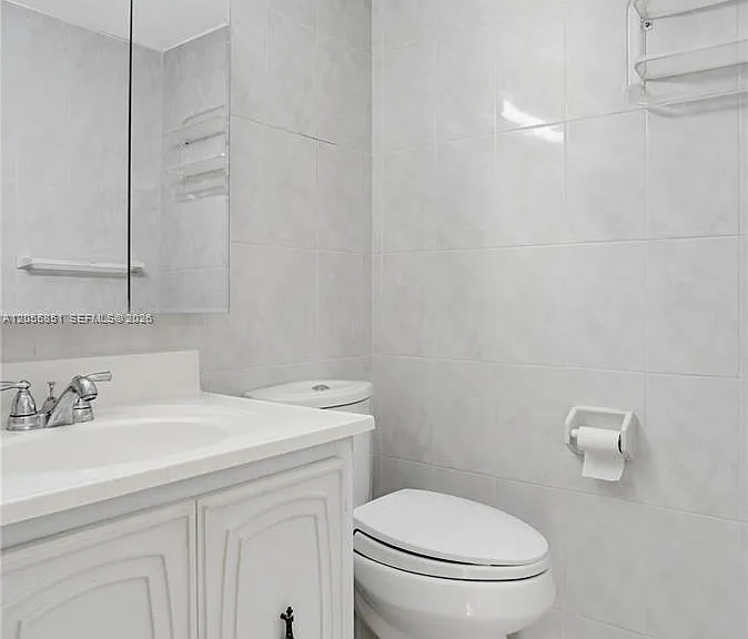 2000 Atlantic Shores Blvd #207 — Photo 13