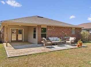 5609 Price Plantation Rd, Baker, FL 32531