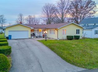 32 W Elm St, Somerset, IN 46940