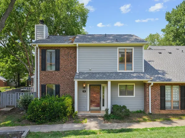 118 Clancy Cir, Cary, NC 27511