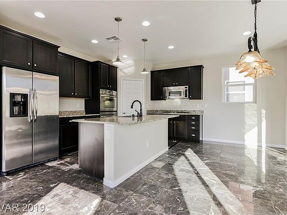 5th image of 3193 San Mamete Ave