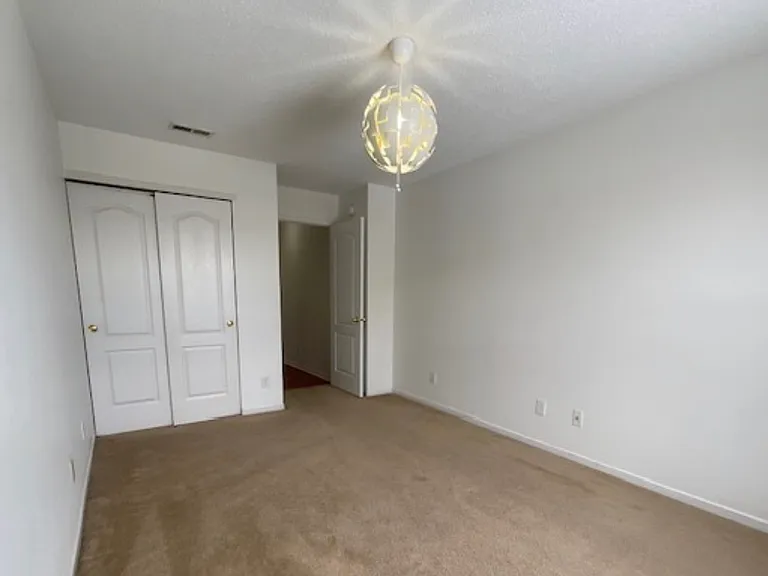10056 Clear Creek Cir — Photo 8