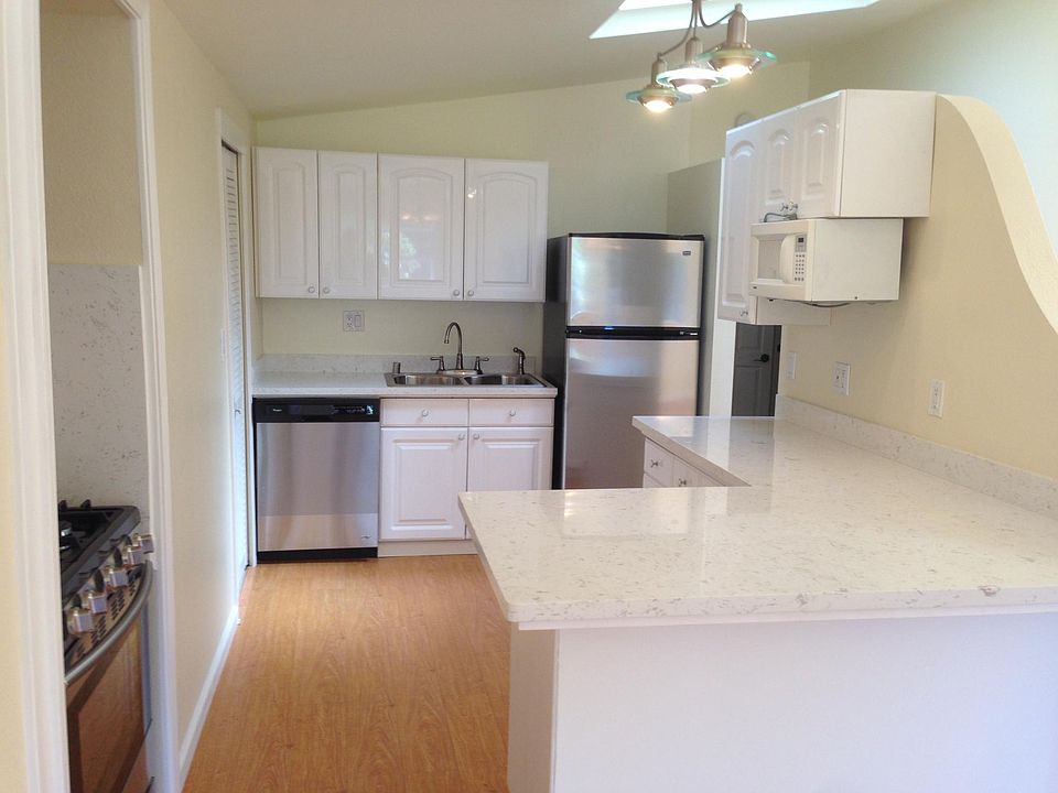 1st image of 18654 Loree Ave