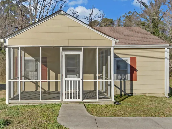 1009 Prather Bridge Rd, Toccoa, GA 30577