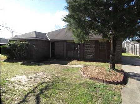 1st image of 5784 Hyde Park Dr